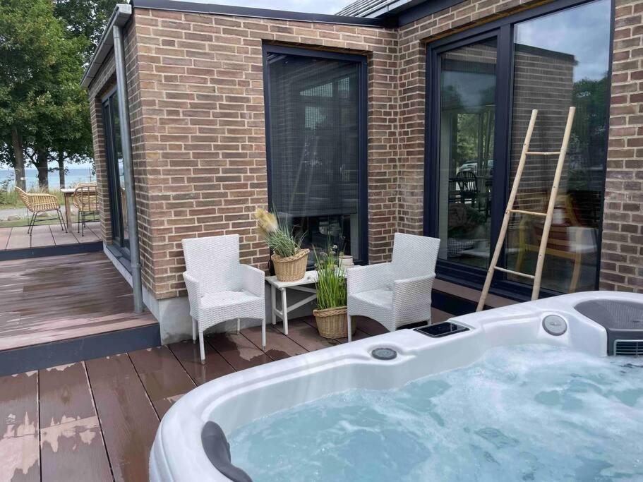 Luksus Hus I 1St Raekke, All-Incl Top Komfort Med Spa Og Skov Strøby Ladeplads المظهر الخارجي الصورة